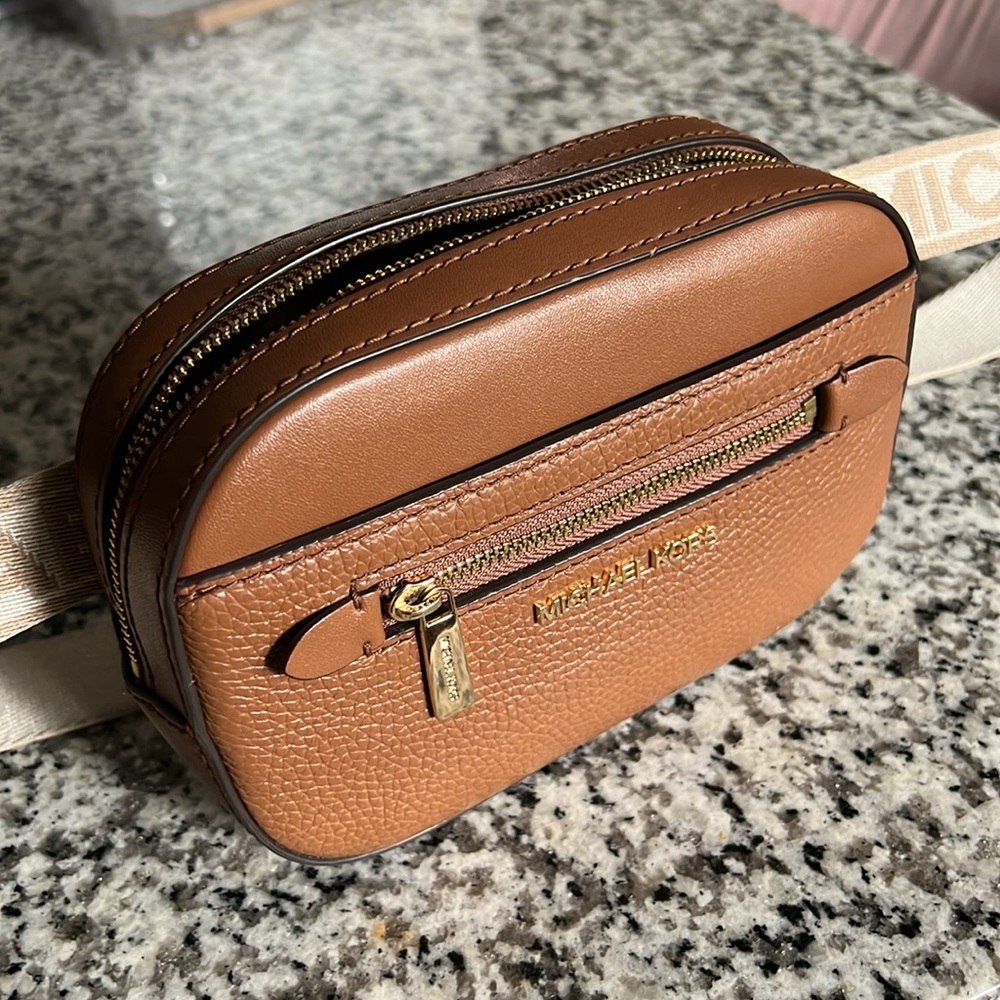 Michael Kors Jet Set Small Pebbled Leather Belt Bag
